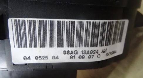 l FORD FOCUS MK1 Spínač svetiel 98AG13A024AH