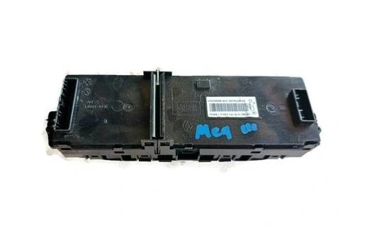 RENAULT MEGANE III  Panel ovládania kúrenia 275103596R (Prepínače, spínače, tlačidlá a ovládače kúrenia)