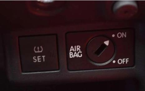 VW POLO 6R Priehradka, kastlík spolujazdca 6R1857097