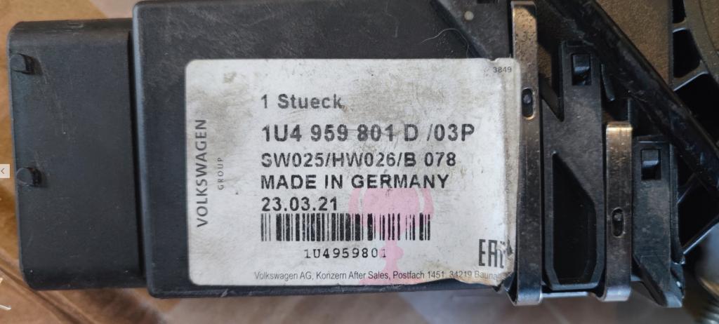 Mechanizmus sťahovania okna + motorček predný ľavý Škoda Octavia I FL 104411-302, 1U4959801D