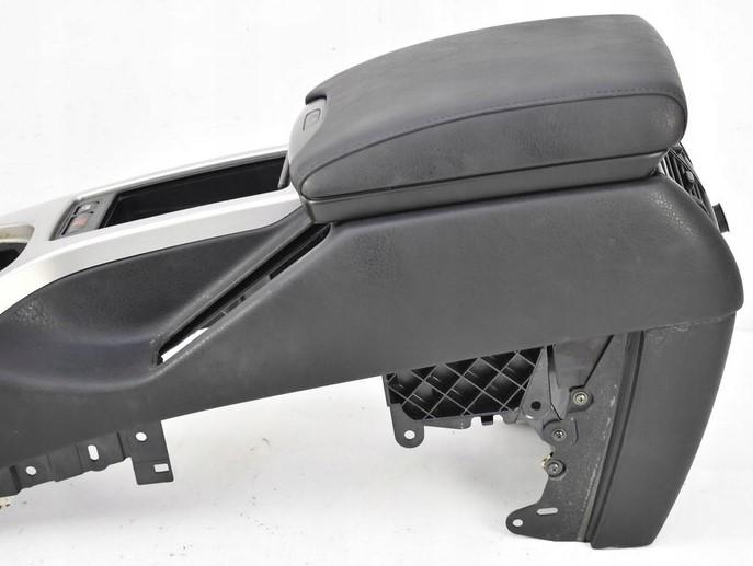 BMW X5 (E53) 2000 - 2006 3.0 i 170 kW 2000 - 2006 Tunel stredový Lakťová opierka