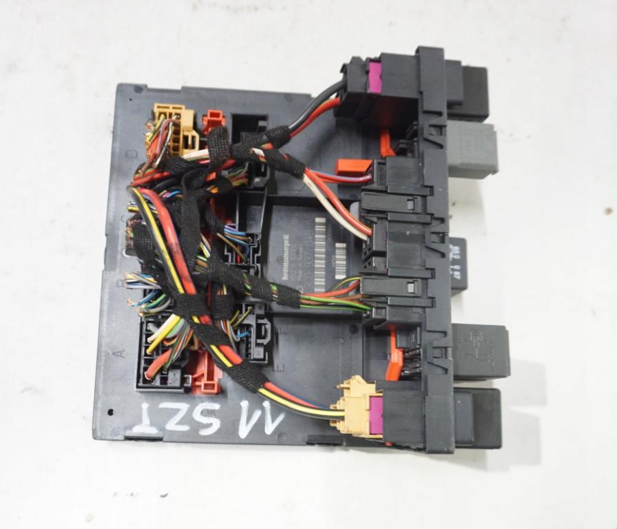 VOLKSWAGEN PASSAT B6  2006 103kW    1968 Modul BSI 3C0937049AE