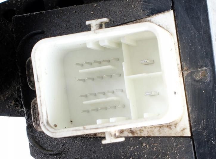 Elektrická ručná brzda CITROEN C5 III X7 08-18 r. 9674099780