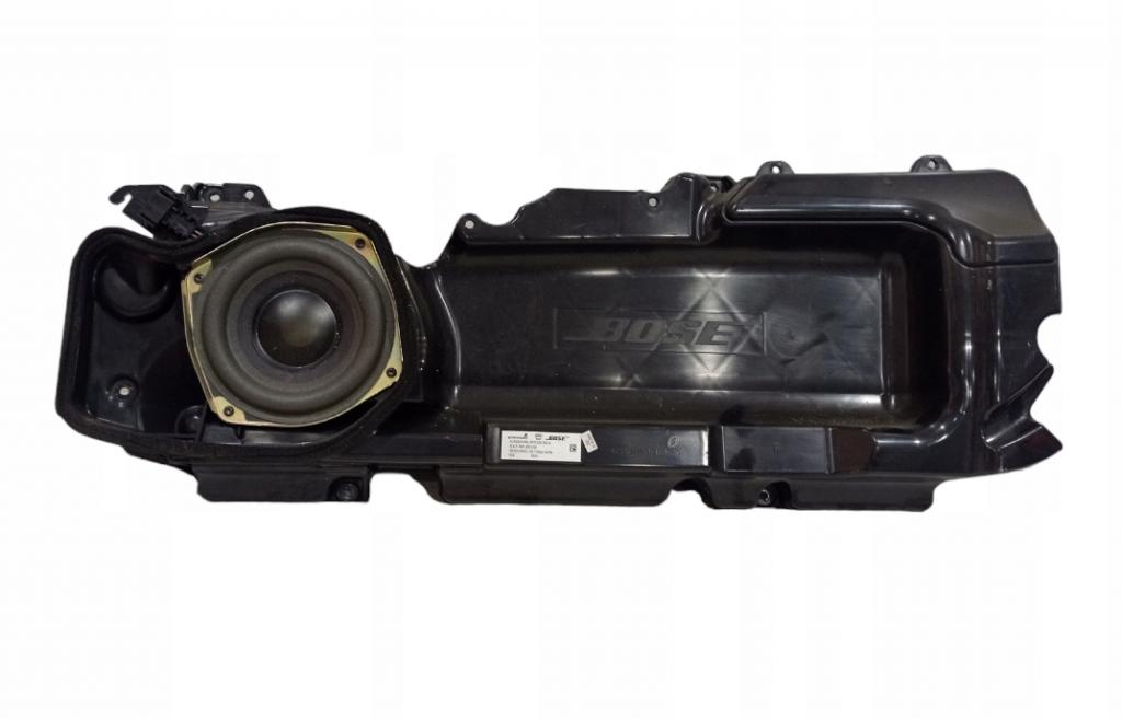 AUDI A6 C6 Avant (4F5) 2004 - 2011 reproduktor Dvere predný pravy BOSE 4F0035382A