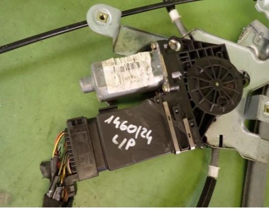 SKODA OCTAVIA I LIFT 04r  mechanizmus - motoček  lavy predny 104411-302 05074220