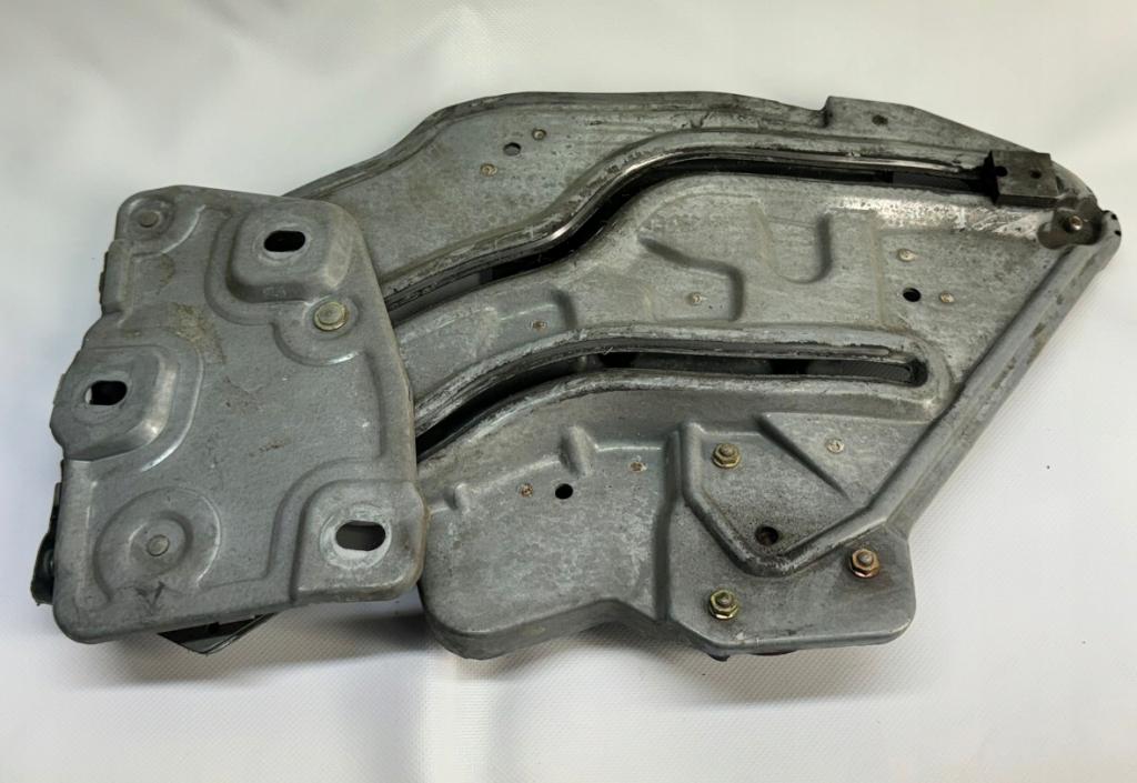 Peugeot 206 mechanizmus okna ľavý zadný 9636597380G