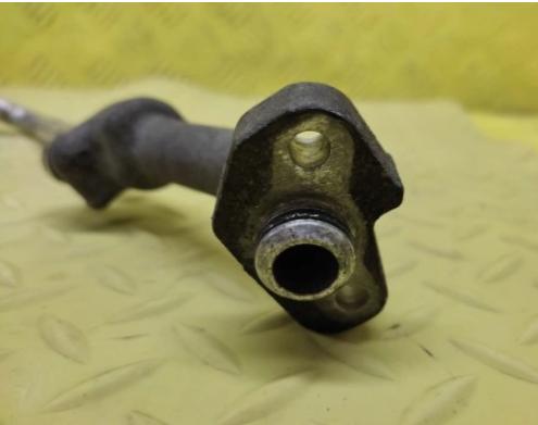 Toyota Avensis II T25 2.0D-4D  03-09  rúrka klimatizácie  (Rúrky klimatizácie)