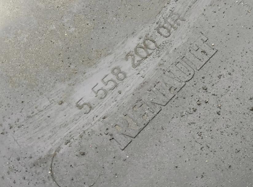 Renault Megane III 2008-2016  plastový kryt  555820001R