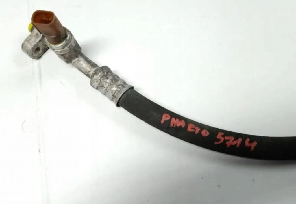 Vw Phaeton 2004 rurka Klimatizácia: 3D0260701AT