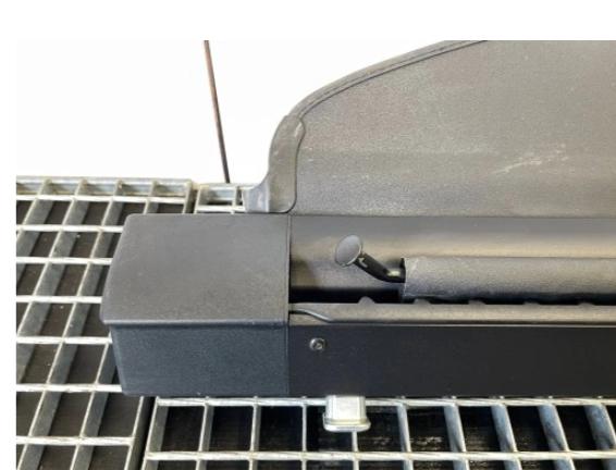 MERCEDES W213 KOMBI Roleta kufra A2138109701