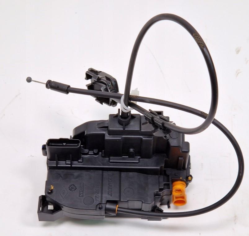 Renault Master III 2010-2019 2.3 dci manual 92 kW 2299 cm3 Zámek přední levý 805030009R