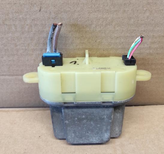 Renault Laguna III 2007-2015 2.0 dci 150 HP manual 110 kW 1995 cm3 5- rezistor 52419741