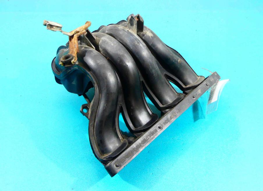 Sacie potrubie HONDA CIVIC VI 6 1.4 16V