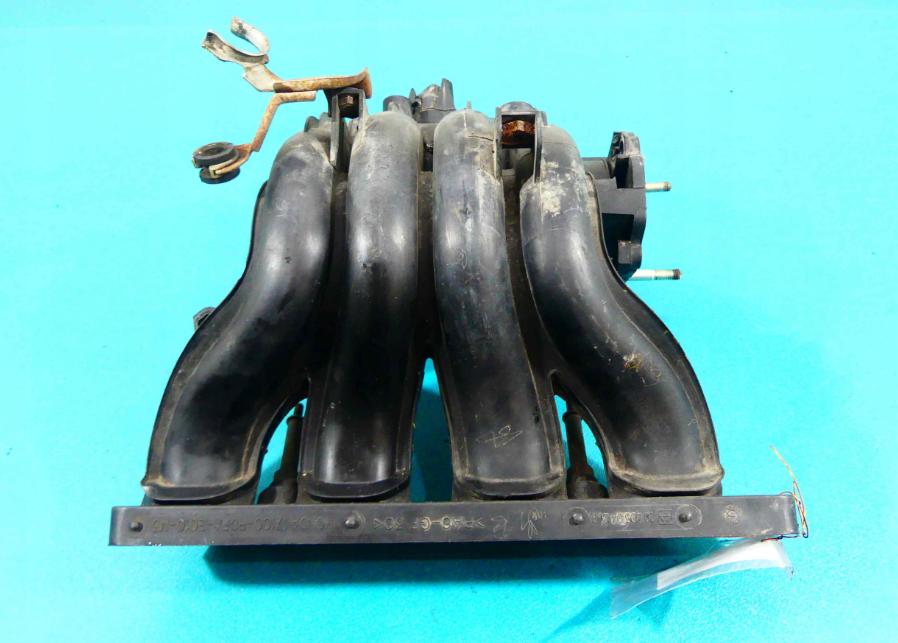 Sacie potrubie HONDA CIVIC VI 6 1.4 16V