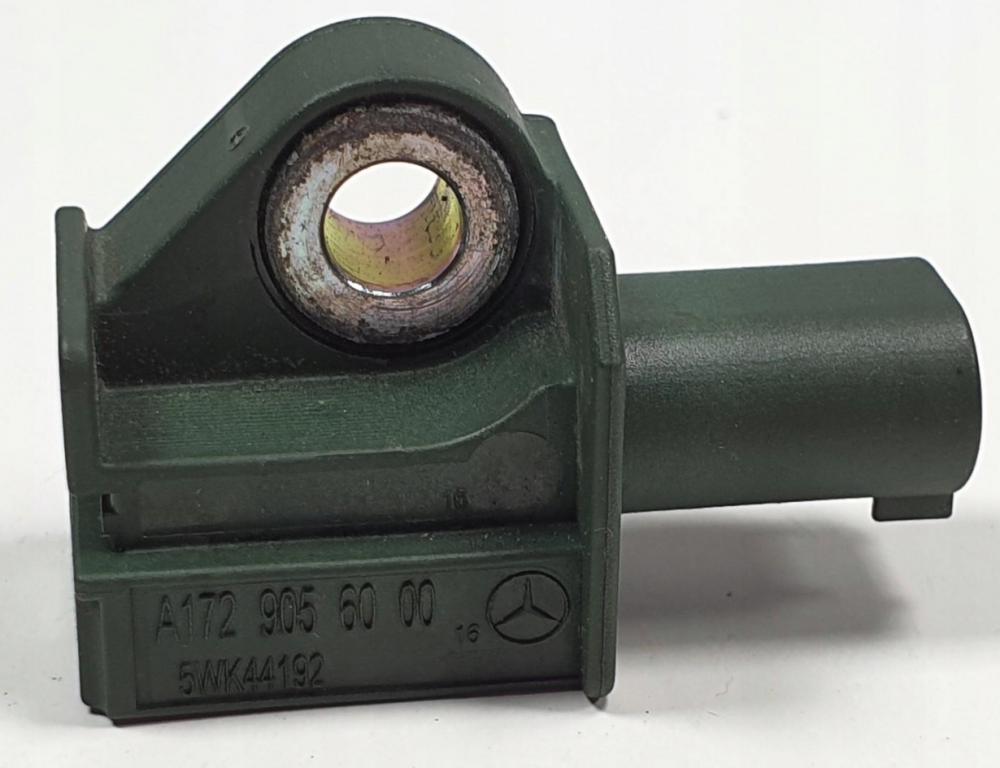 MERCEDES W212 W204 Snímač nárazu predný A1729056000