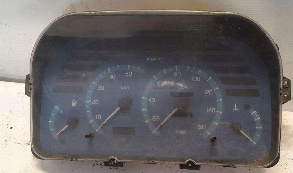 Renault Master II 1998 114 kW 2.8DTI 114KM 98-03 2800 Prístrojovka 43-1364-B