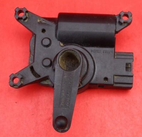 VOLKSWAGEN TOUAREG 7L 2006 224 kW 7L 2967 Motorček kúrenia 1 52411483R0