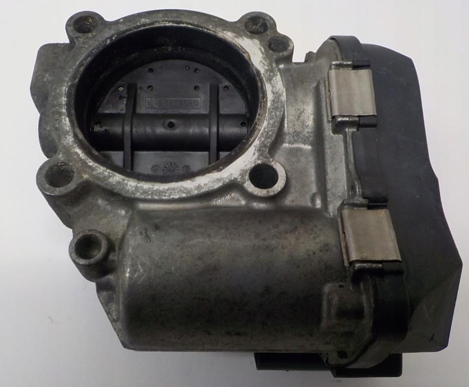Skoda Octavia II 2004-2013 2.0 FSI 150 HP manual 110 kW 1984 cm3 Škrtiaca klapka 06F133062B