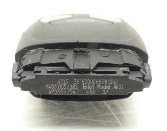 AUDI A4 B9 A5 kluč dveri 4M0959754T