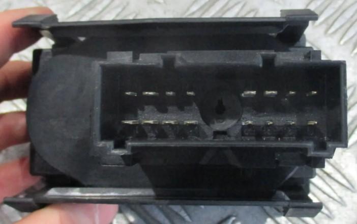 Ford Focus II Spínač svetiel na prístrojovej doske 4M5T13A024AA
