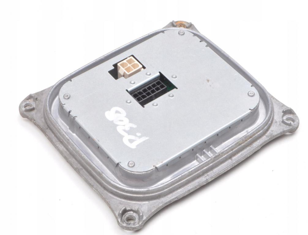 Peugeot 308 II SW  menič xenon 130732940300