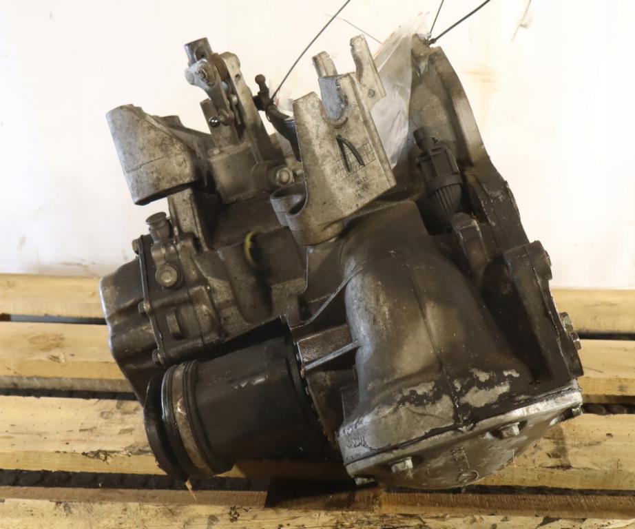 Chevrolet Cruze 1.6 16v 124hp manual 91 kW 1598 cm3 4- prevodovka 5 stupeňova manual MC3944