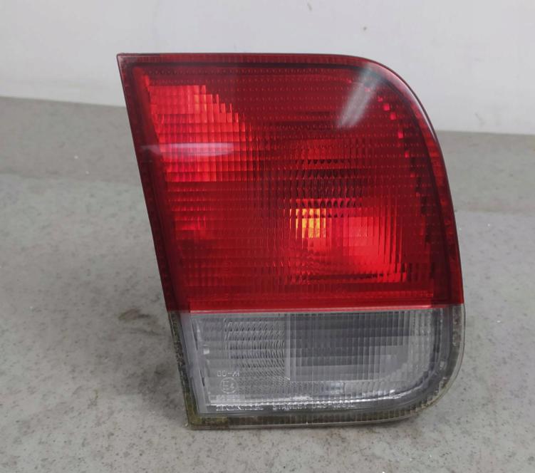 HONDA CIVIC VI  Svetlo ľavé zadné kufor