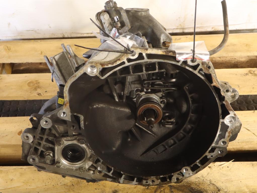 Chevrolet Cruze 1.6 16v 124hp manual 91 kW 1598 cm3 4- prevodovka 5 stupeňova manual MC3944