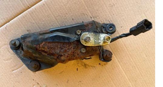 KIA CARENS II motorcek a mechanizmus stieracov predny 2002-2005 03541-7690