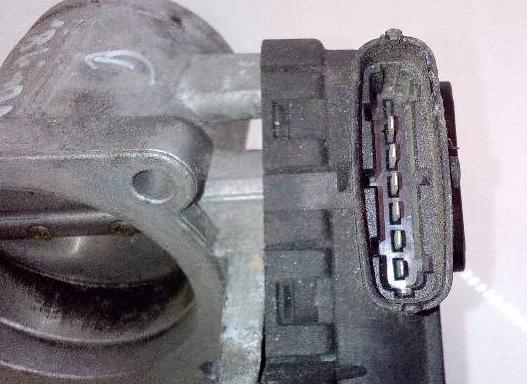 Alfa romeo 156 2.0 16v 155 HP manual 114 kW 1970 cm3 4- klapka 0280750023