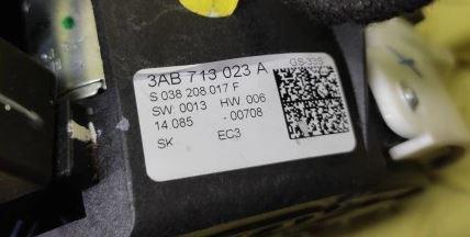 Volkswagen CC    LIFT 2.0TDI 177KM 11-16  Kulisa DSG 3AB713023A