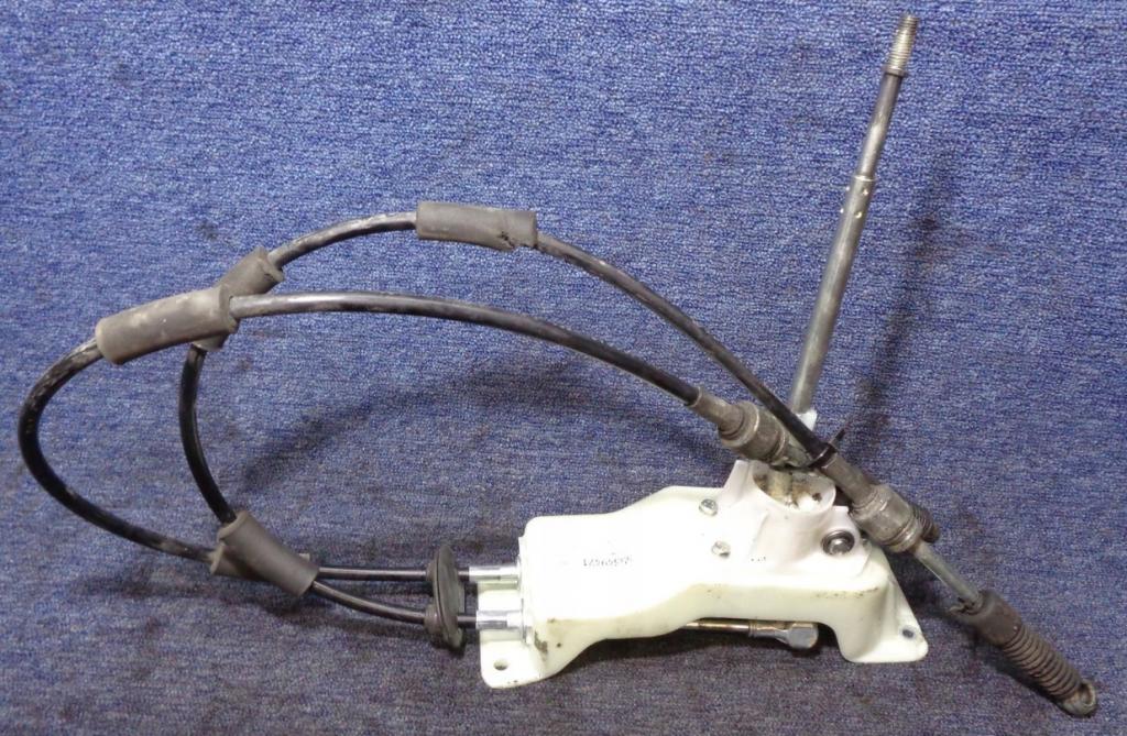 Alfa romeo Gt 1.9 jtd 150 HP manual 110 kW 1910 cm3 Páka stupeň,rýchlosť