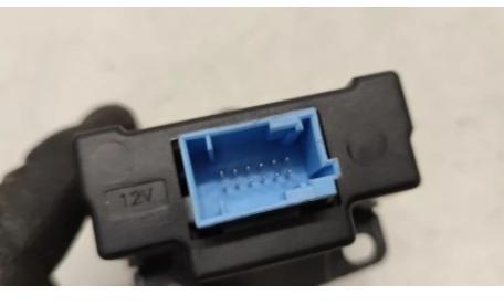 Renault Scenic  prepínač Brzdy  Ručnej 8200610146