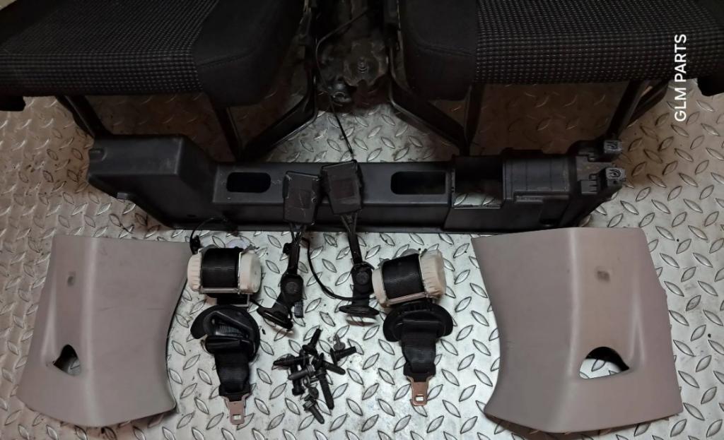 PEUGEOT 5008 Sedadlá, sedačky 3 RIADOK: - PÁSY