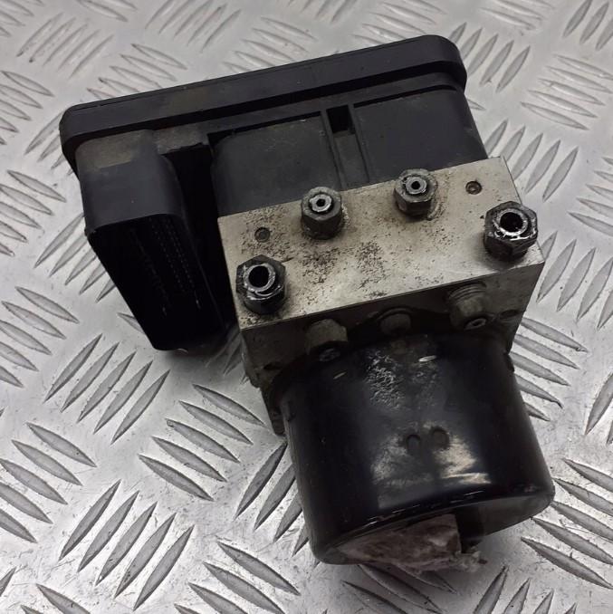 Ford Focus Mk2 2004-2011 1.6 TDCI 90 HP 66 kW 1600 cm3 Pumpa ABS (Pumpy ABS)