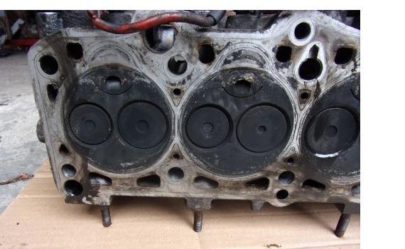 VW Transporter T4 90-98 2.4D 78KM AAB Hlava Valcov