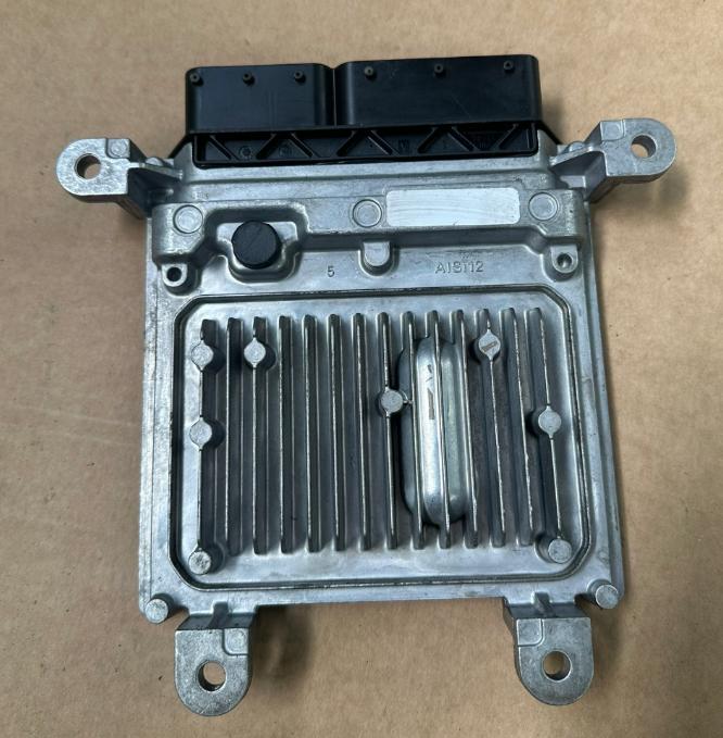 Mercedes  riadiaca jednotka Motora 28292738 A6519005301