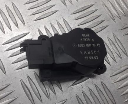  MERCEDES W203  Motorček kúrenia A2038201642