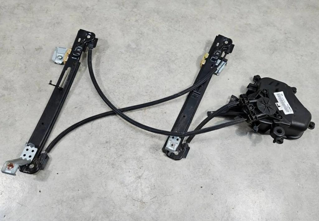 Seat Ibiza IV 6J 2008-2017 mechanizmus okná predné ľavý 6J3837401