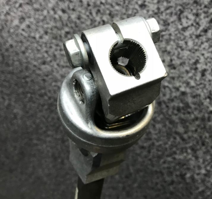 Mercedes B 180 CDI (245.207) W245 tyč riadenia