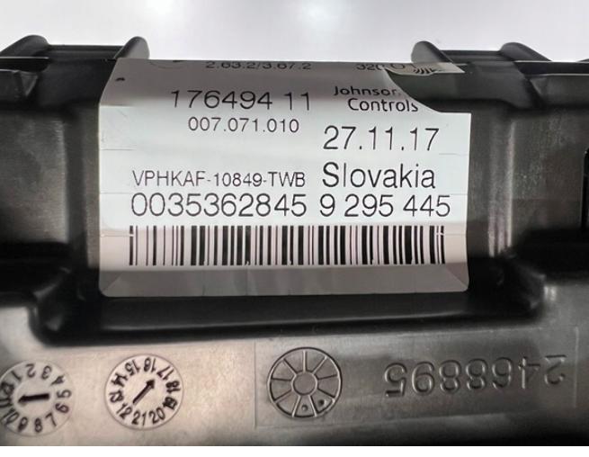 BMW F22 F23  F30 F31 F32 17648411