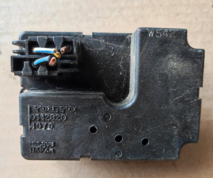 VOLVO 850 Kombi 1995 Motorček dverí kúrenia 9142629