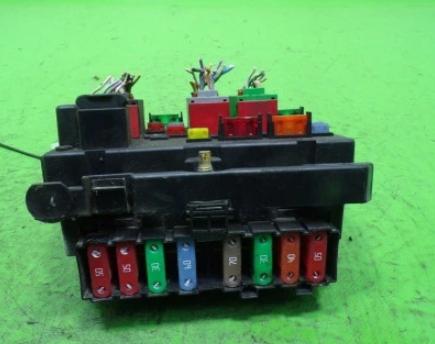 PEUGEOT  CITROEN skrinka  poistkova BSM B3 9657608780