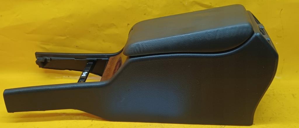 MERCEDES-BENZ W210 E290 2002 E290 2.9 Lakťová opierka + Tunel 9300411