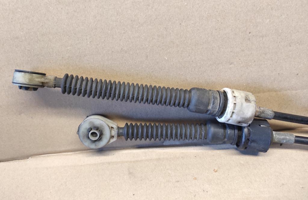 RENAULT MEGANE III Rýchlostné páky 8201062921 8200781046