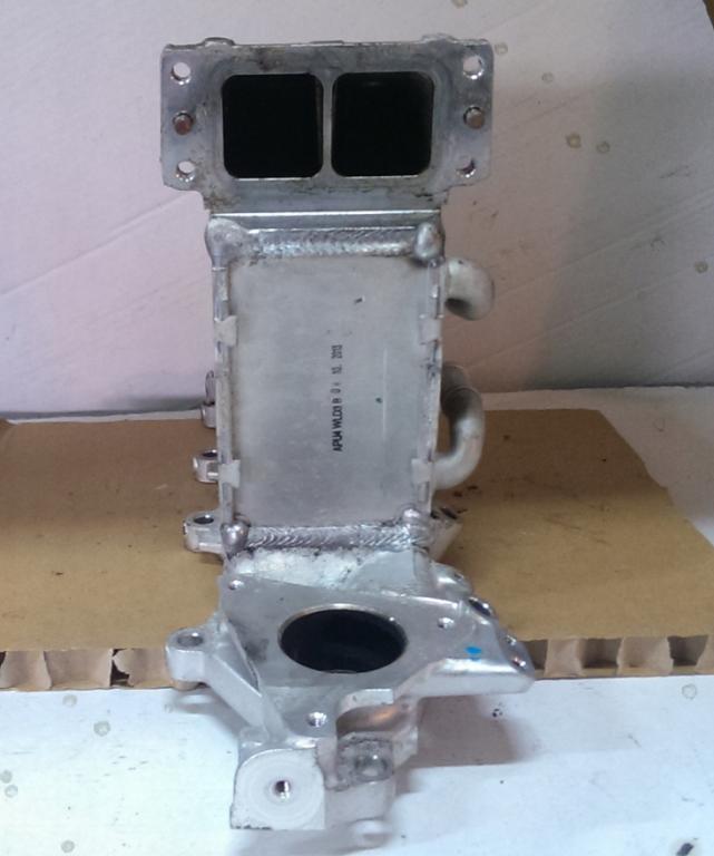 VW Audi Skoda Seat TDI Potrubie sacie, sanie 04L129766M