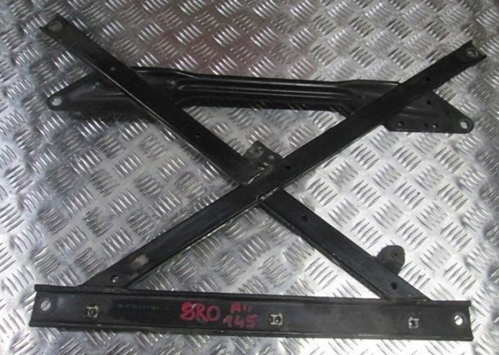 Audi Q5 2008-2016 2.0 tdi 170 HP automatic 125 kW 1968 cm3 Výstuha motora 8T1399345J