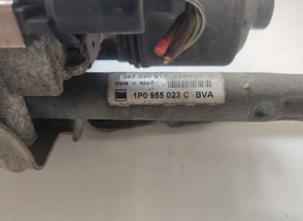 SEAT LEON II FR 2.0 TDI 07 MECHANIZMUS Stieračov 1P0955119B 1P0955023C