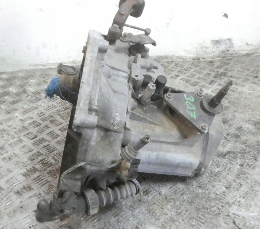 Peugeot 307 1.6 16v 109 HP manual 80 kW 1587 cm3 5- prevodovka manual 20CP43