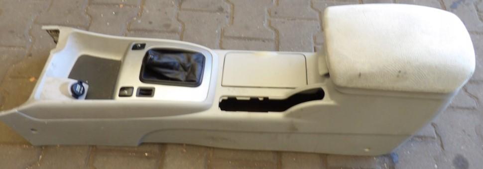 HYUNDAI SONATA V (NF) 2004 - 2014 2.4  2005 - 2010 Loketní opěrka